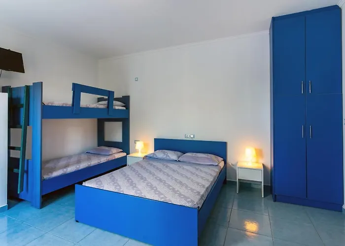 Mediterraneo أرخانجلوس